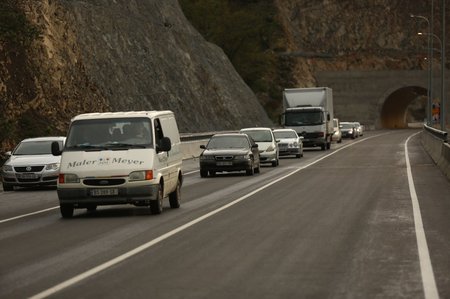 რიკოთის მაგისტრალის პირველი, 2 კმ-იანი 2 ზოლიანი მონაკვეთი გაიხსნა