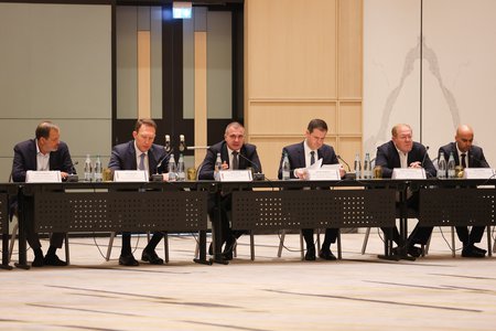 რევაზ სოხაძე საქართველოს ბიზნესასოციაციის წევრებს შეხვდა