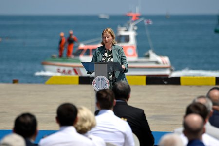 ნათია თურნავა - „აწარმოე საქართველოში“ დაწყებული თევზჭერის ინდუსტრიის მხარდამჭერი პროგრამის ფარგლებში  ქართულ თევზსაჭერ ფლოტს ეტაპობრივად აღვადგენთ